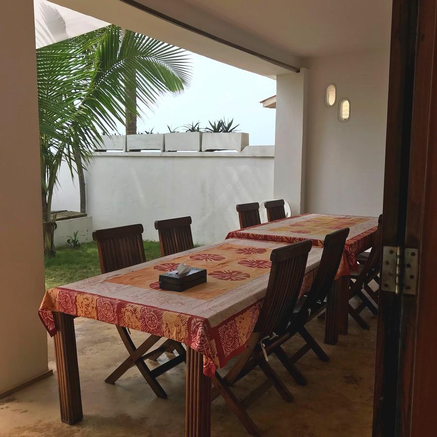 La Maison Blanche Hotell Assinie-Mafia Exteriör bild